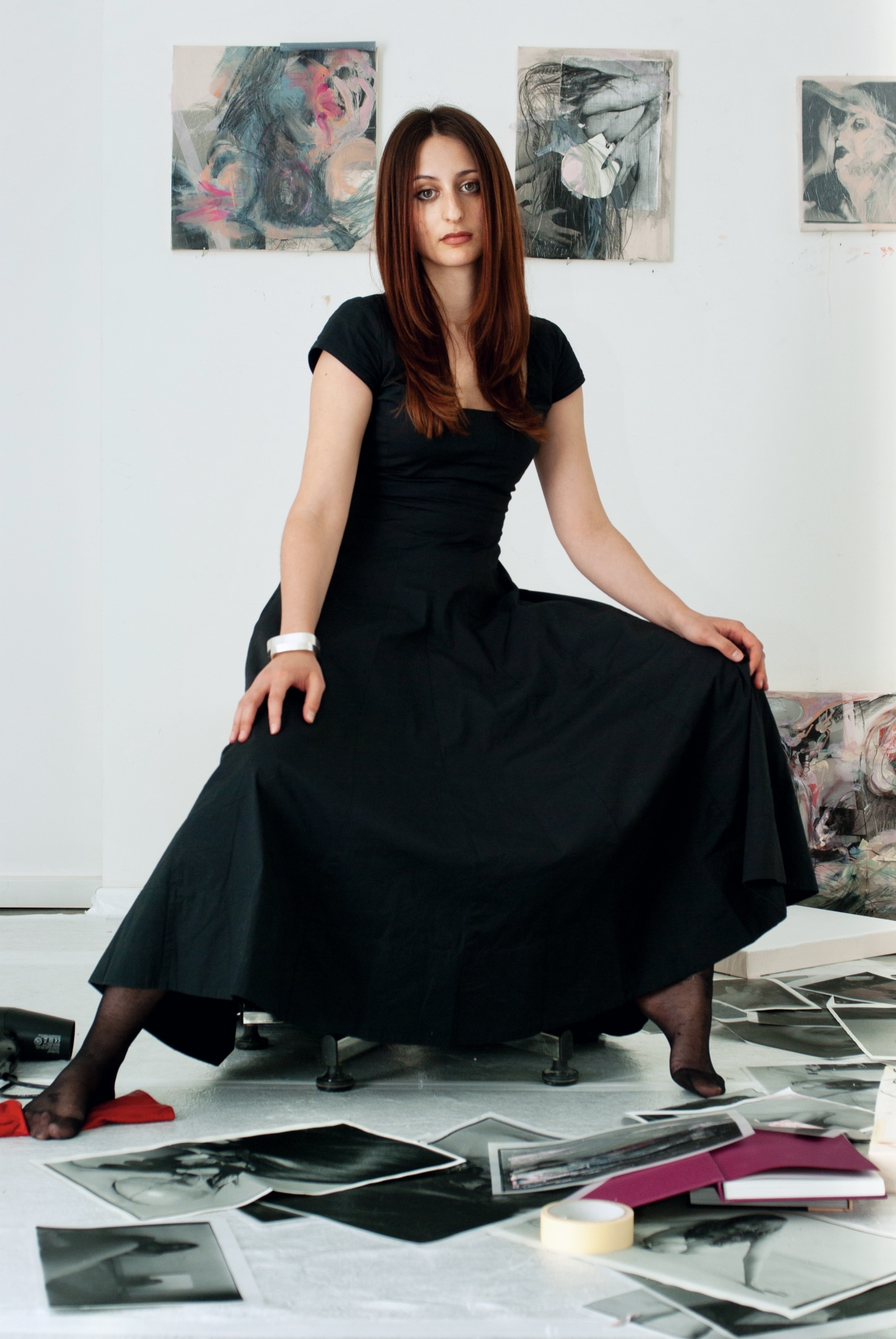 Portrait of Dara Maillard in her studio